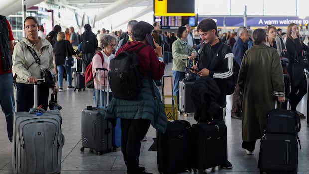 “UK Air Traffic Glitch Sparks Flight Chaos”